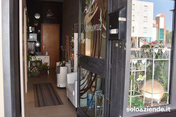 Vendita Locali commerciali e artigianali CENTRO MASSAGGI/ESTETICO IN ATTIVITÀ A PARMA a Parma (PR)